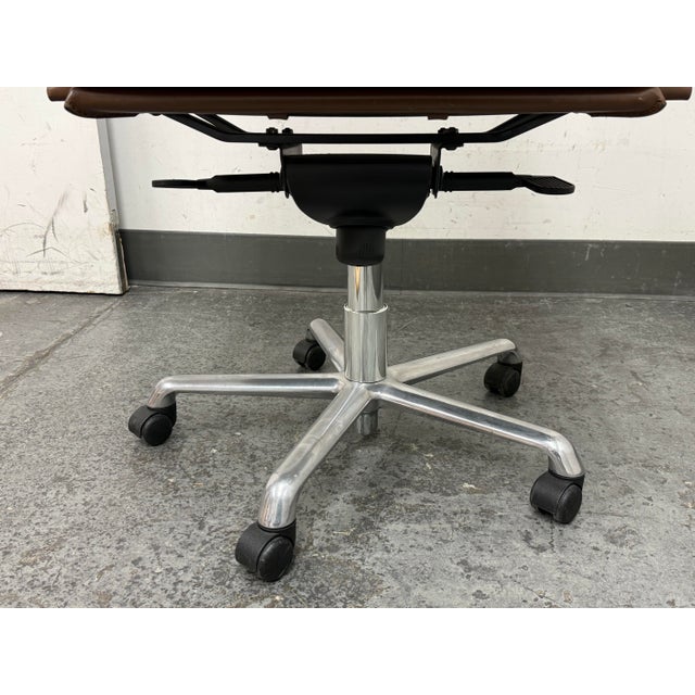 Mario Bellini for Roche Bobois Vitra Figura Leather Desk Chair For Sale - Image 9 of 12