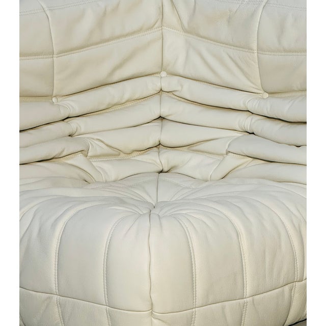 Set of French Togo Chair with Ottoman in White Leather by Michel Ducaroy for Ligne Roset, 1970s, Set of 2, in Restored...