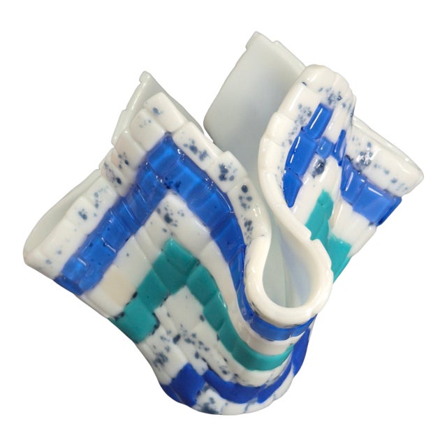 Vintage Art Milk Glass Blue & White Quilted Tiled Handkerchief Vase For Sale