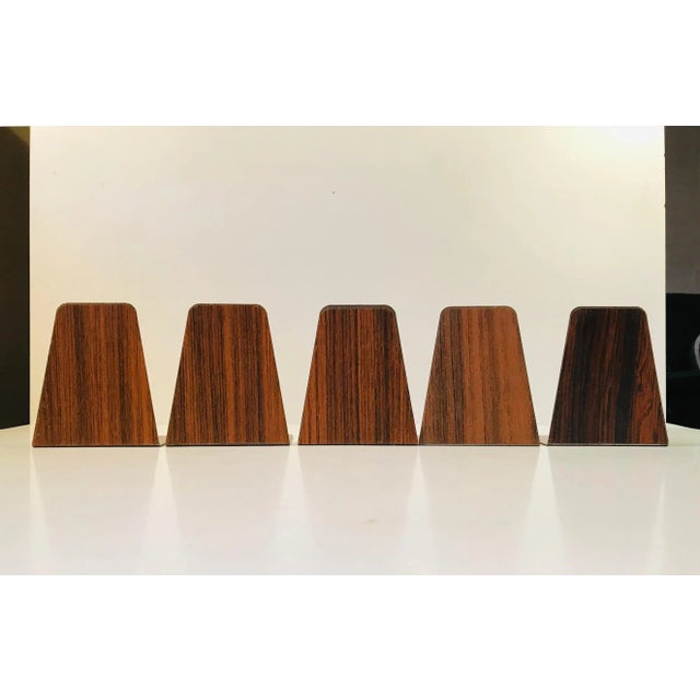 Brown Mid-Century Bookends with Teak & Rosewood Foil, 1960s, Set of 5 For Sale - Image 8 of 8