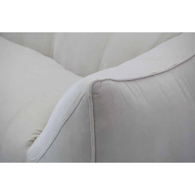 1970s Le Bambole 3-Seater Sofa in Ecru Velvet by Mario Bellini for B&b Italia, 1970s For Sale - Image 5 of 10