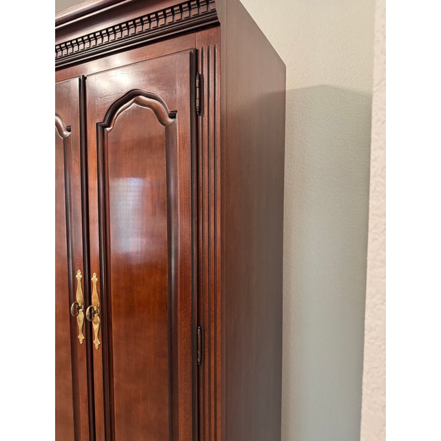 Vintage Thomasville Illuminated Cherry Queen Bed Unit- Headboard, Bridge, Nightstand Armoires, & Mirror For Sale - Image 17 of 18