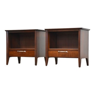 1960s Refinished Walnut Nightstands by Drexel “Modern” - a Pair For Sale