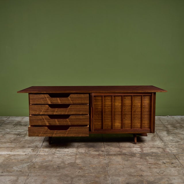 1960s George Nakashima Origins Credenza for Widdicomb For Sale - Image 5 of 18