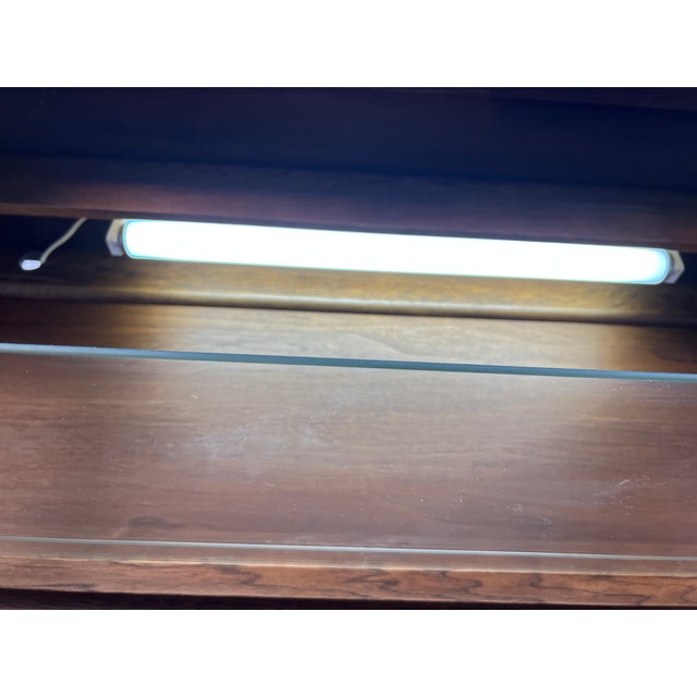 Broyhill Brasilia Mid-Century Modern Glass Display Hutch For Sale - Image 11 of 16