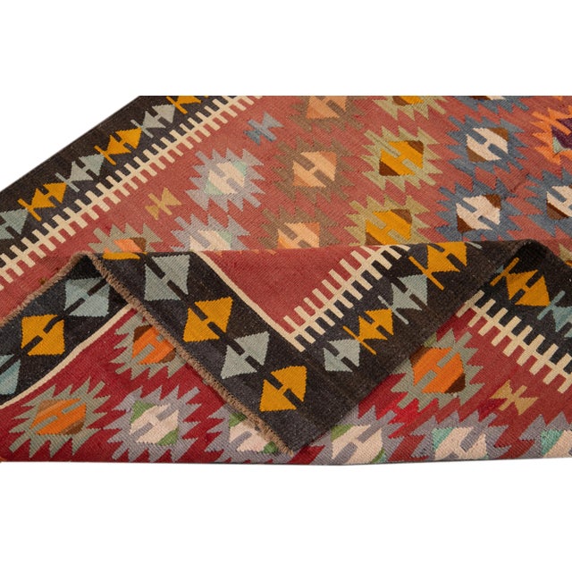 Mid-20th Century Vintage Kilim Rug, 4'8" X 8'2" For Sale - Image 4 of 8