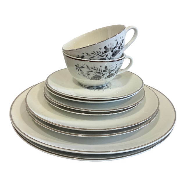 Mid 20th Century Royal Jackson Parisienne Black Floral Dinnerware Set, Service for 2 - 10 pcs For Sale