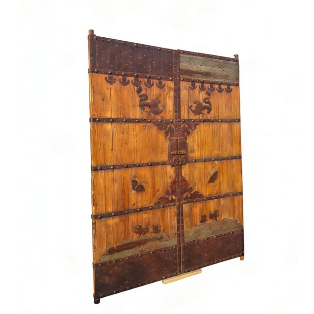 Chinese Antique Chinese Courtyard Doors With Iron Motifs For Sale - Image 3 of 3