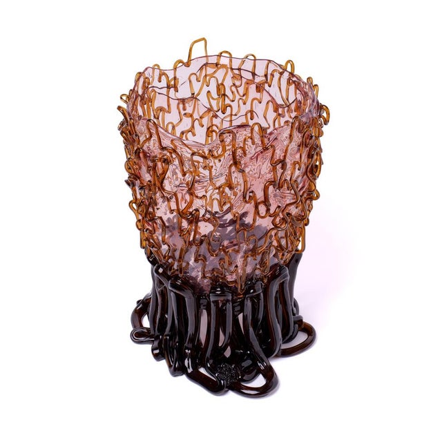Contemporary Medusa Vase in Clear Pink and Clear Brown by Gaetano Pesce for Fish Design For Sale - Image 3 of 7