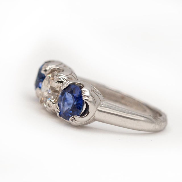 Art Deco 1980s Gorgeous Platinum Diamond Sapphire 3 Stone Ring, Size 7.5 For Sale - Image 3 of 11