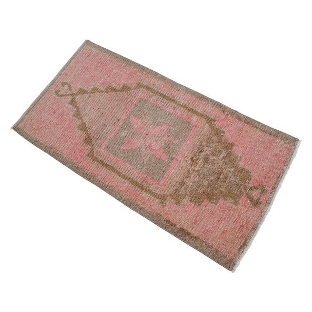1970s Vintage Hand Knotted Small Rug Entry Decor Doormat For Sale - Image 4 of 14