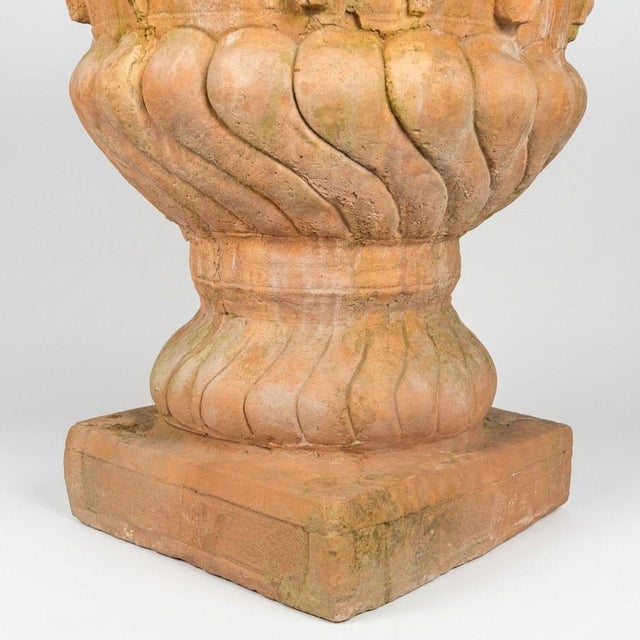 Large Garden Basin with Musical Putti Italian Renaissance Inspiration, 1950s For Sale - Image 10 of 15