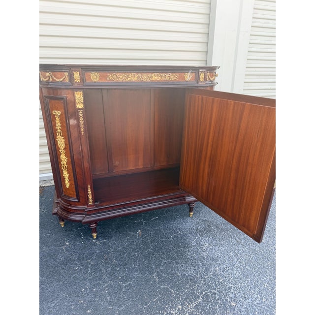 1960s 1960s French Louis XVI Marble Top Cabinet Marquetry Inlay, Gilt Bronze Ormolu, Luxury Accent Cabinet For Sale - Image 5 of 8