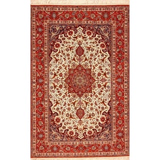 Middle Eastern Rug in Wool For Sale