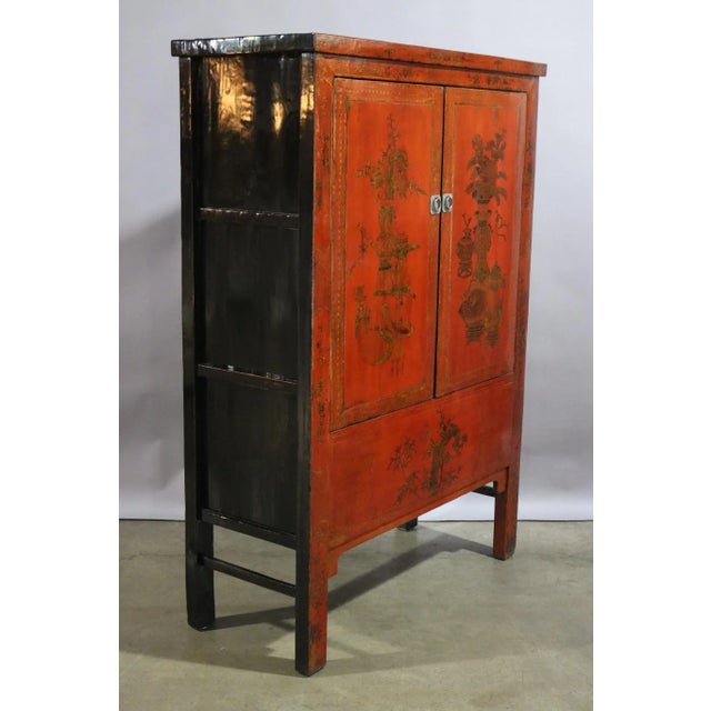 Chinese 19th Century Chinese Red Gold Cabinet For Sale - Image 3 of 11