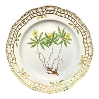 Royal Copenhagen Flora Danica Plate, Anemone Ranunculoides L, Gilt Border For Sale