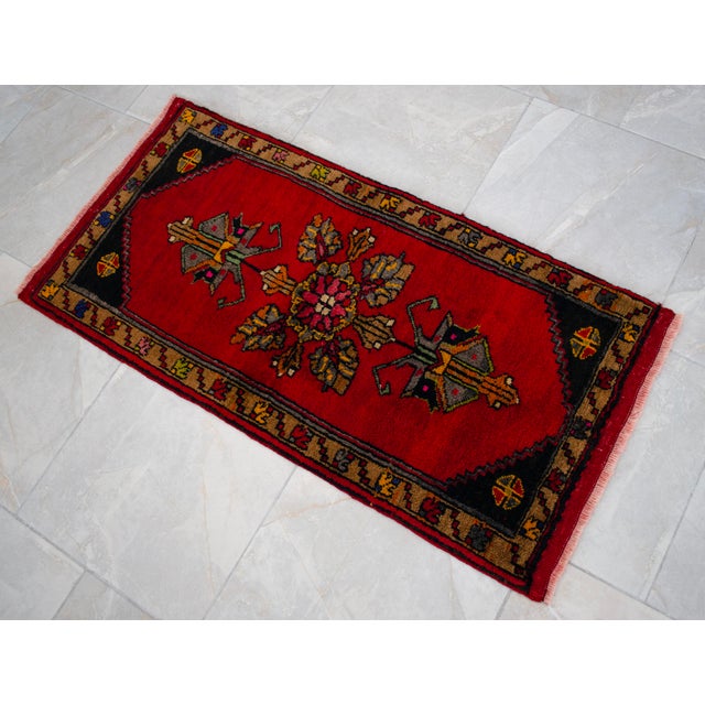 Hand Knotted Small Turkish Rug. Organic Wool 1960's Entryway Decor DoorMat, Accent Rug - 22'' X 44'' For Sale - Image 6 of 12