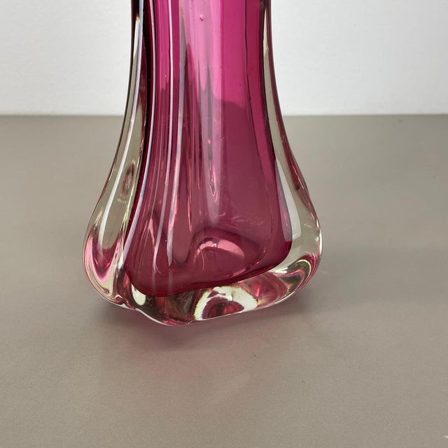 Large Pink Murano Glass Sommerso Vase Italy, 1970s For Sale - Image 15 of 18