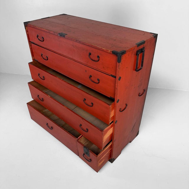 Contemporary Red Tansu Chest of Drawers, Japan, 1920s For Sale - Image 3 of 17