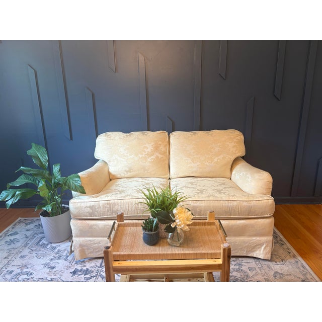 Great condition vintage Sherrill sofa. Was gifted to me by my grandmother who picked it out. Can make a beautiful...