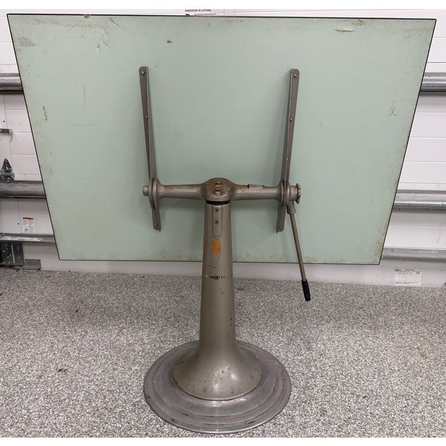 Original Nike Eskilstuna (Sweden) hydraulic drafting table from the early 1960s. This is a high-quality mid-century...