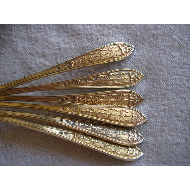 Early 19th Century Early 19th Century French Neoclassic Style Silver-Gilt Spoon in Case - Set of 6 For Sale - Image 5 of 9