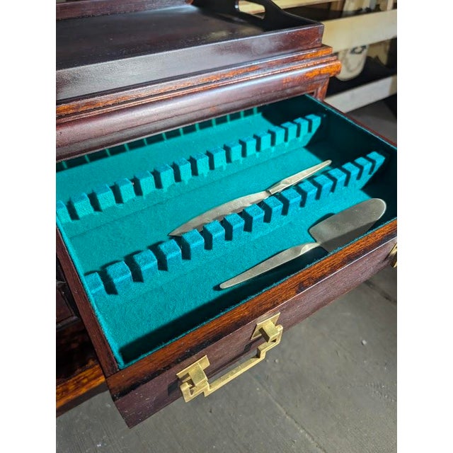 Mid 20th Century George Zee & Co. George III Style Rosewood Tea Cart / Serving Trolley For Sale - Image 10 of 15