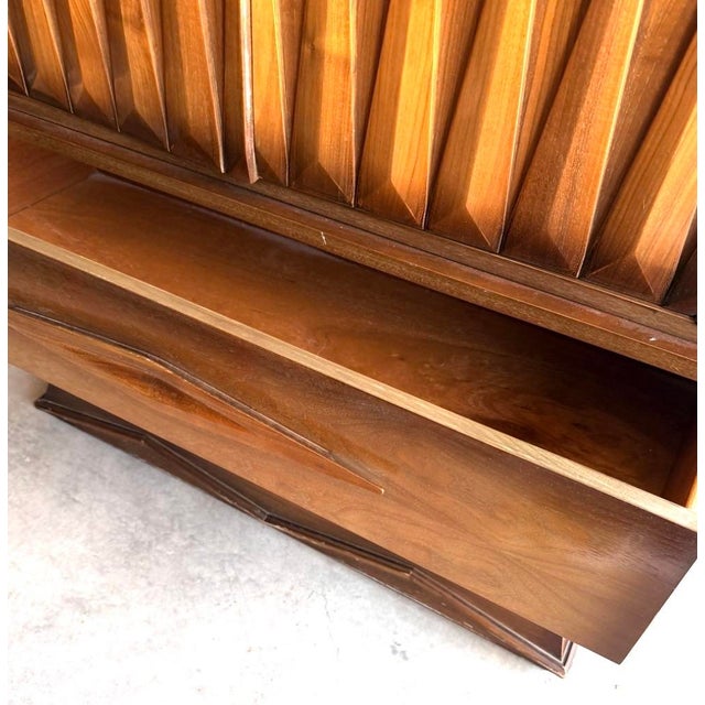 1980s American of Martinsville Style Diamond Front Armoire For Sale - Image 11 of 11