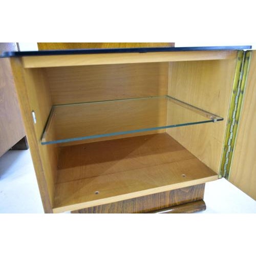 Bedside Tables attributed to Jindřich Halabala, Czechoslovakia, 1940s, Set of 2 For Sale - Image 13 of 18