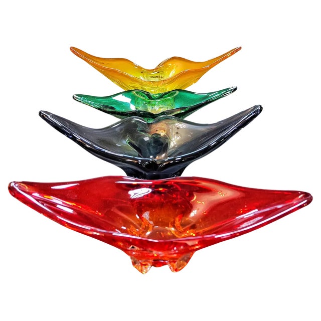 Decorative Glass Fruit Bowls attributed to Josef Hospodka, Former Czechoslovakia, 1970s, Set of 4 For Sale