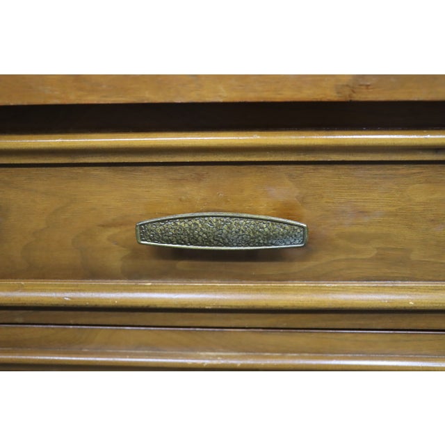 Attributed to Broyhill Mid-Century Modern Walnut Nine-Drawer Dresser For Sale - Image 10 of 10