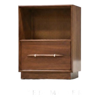 1950s Refinished Robsjohn Gibbings for Widdicomb Nightstand For Sale