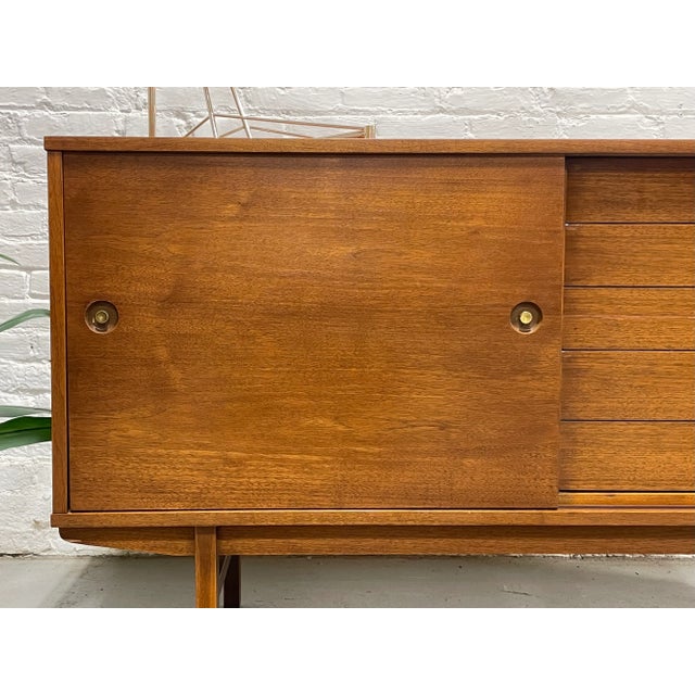 Vintage Apartment Sized Mid Century Modern Credenza, C. 1960’s For Sale In New York - Image 6 of 14