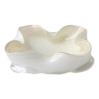 Italian Murano White Gold Art Glass Bowl, Circa Mid-20th Century For Sale