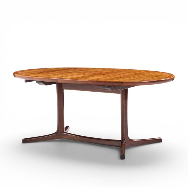 Brown Dyrlund Style Mid Century Danish Rosewood Expanding Dining Table With 2 Leaves For Sale - Image 8 of 13