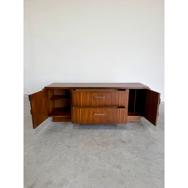 Brown 1970s Lane Staccato Brutalist 2pc Hutch Display Cabinet For Sale - Image 8 of 12