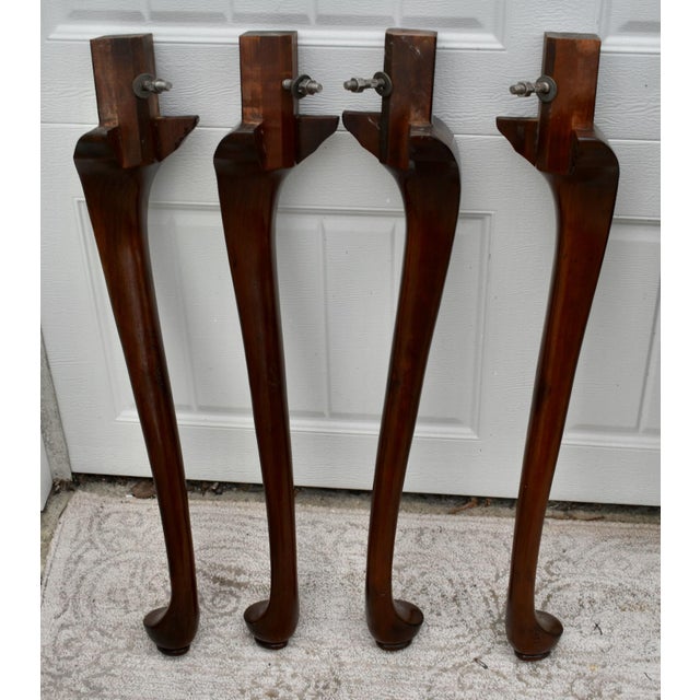 Vintage Ethan Allen Round Queen Anne Style Table - No Leaf For Sale - Image 10 of 12