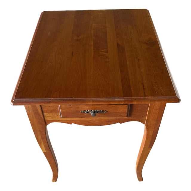 Mid 20th Century Ethan Allen Madison French Country Side Table For Sale