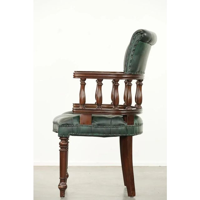 1990s Chesterfield Office Chair in Green Flamed Cowhide Leather For Sale - Image 5 of 14