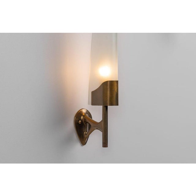 Gold Model 2080 Sconces by Max Ingrand for Fontana Arte, Italy, 1955, Set of 2 For Sale - Image 8 of 14