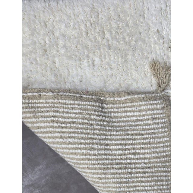 Small Solid Moroccan Rug - 5.2 X 3.1 Ft For Sale - Image 4 of 6
