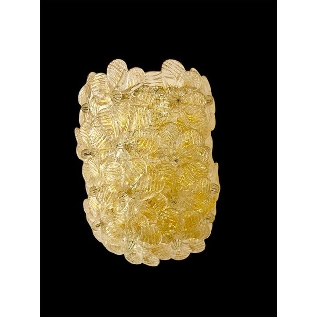 Barovier & Toso wall lighting glass Murano MILLEFIORI with metal structure. The Design and the quality of the glass make...