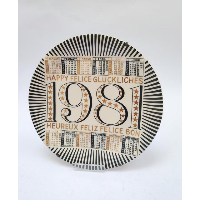 Black Ceramic Calendar Plate by Piero Fornasetti, 1981 For Sale - Image 8 of 8