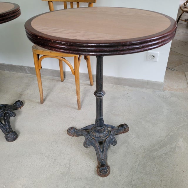 Parisian Bistro Table in Black Cast Iron, 1890s, in Very Good conditions. Designed 1890 to 1919