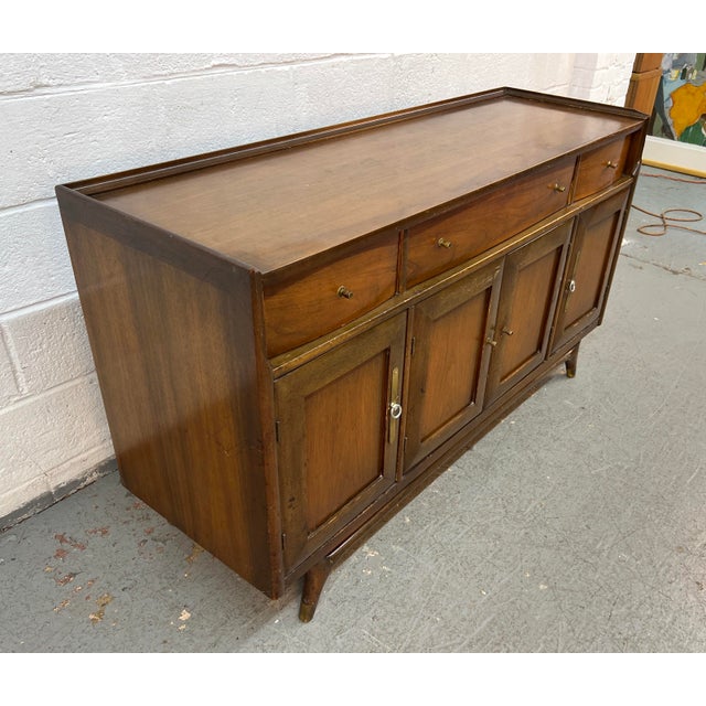 Mid-Century Modern Sculpted Walnut Buffet For Sale - Image 4 of 16