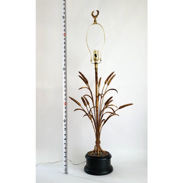 Lamp Restored Italian Tole & Gilt Wheat - 1960s For Sale In Miami - Image 6 of 14