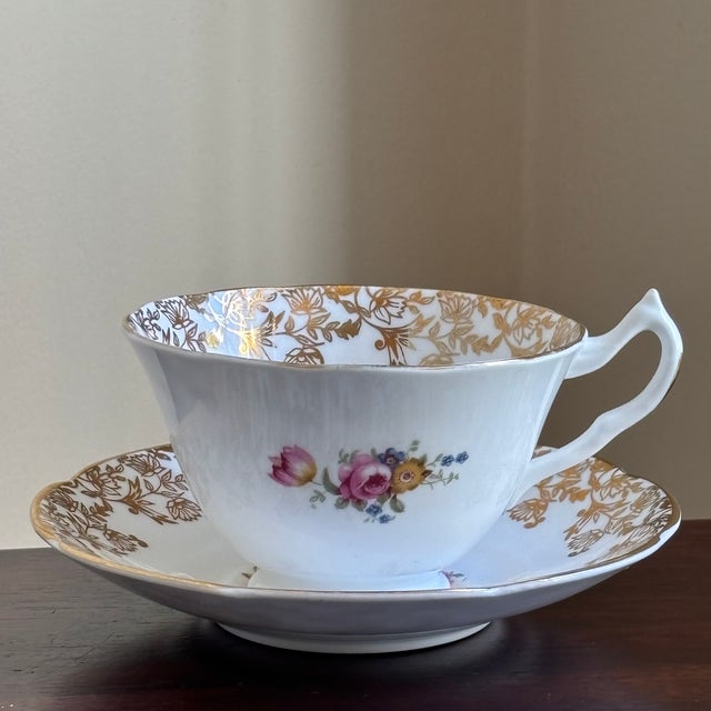 Mid-20th Century English Collingwoods Bone China Teacup For Sale - Image 12 of 18