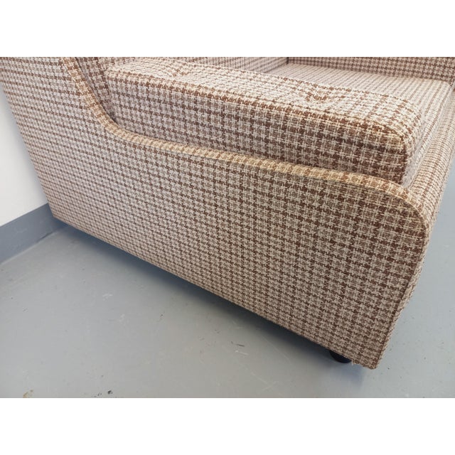 1970s Large Vintage Lounge Chair in Wool Fabric, 1970s For Sale - Image 5 of 18