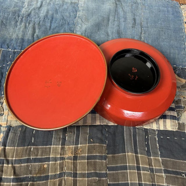 Wooden Maki-E Lacquerware Bowl with Lid, 1890s For Sale - Image 11 of 16