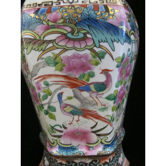 Chinese Famille Rose Medallion Bird & Flower Design Wall Pocket Vase Pair For Sale - Image 10 of 15